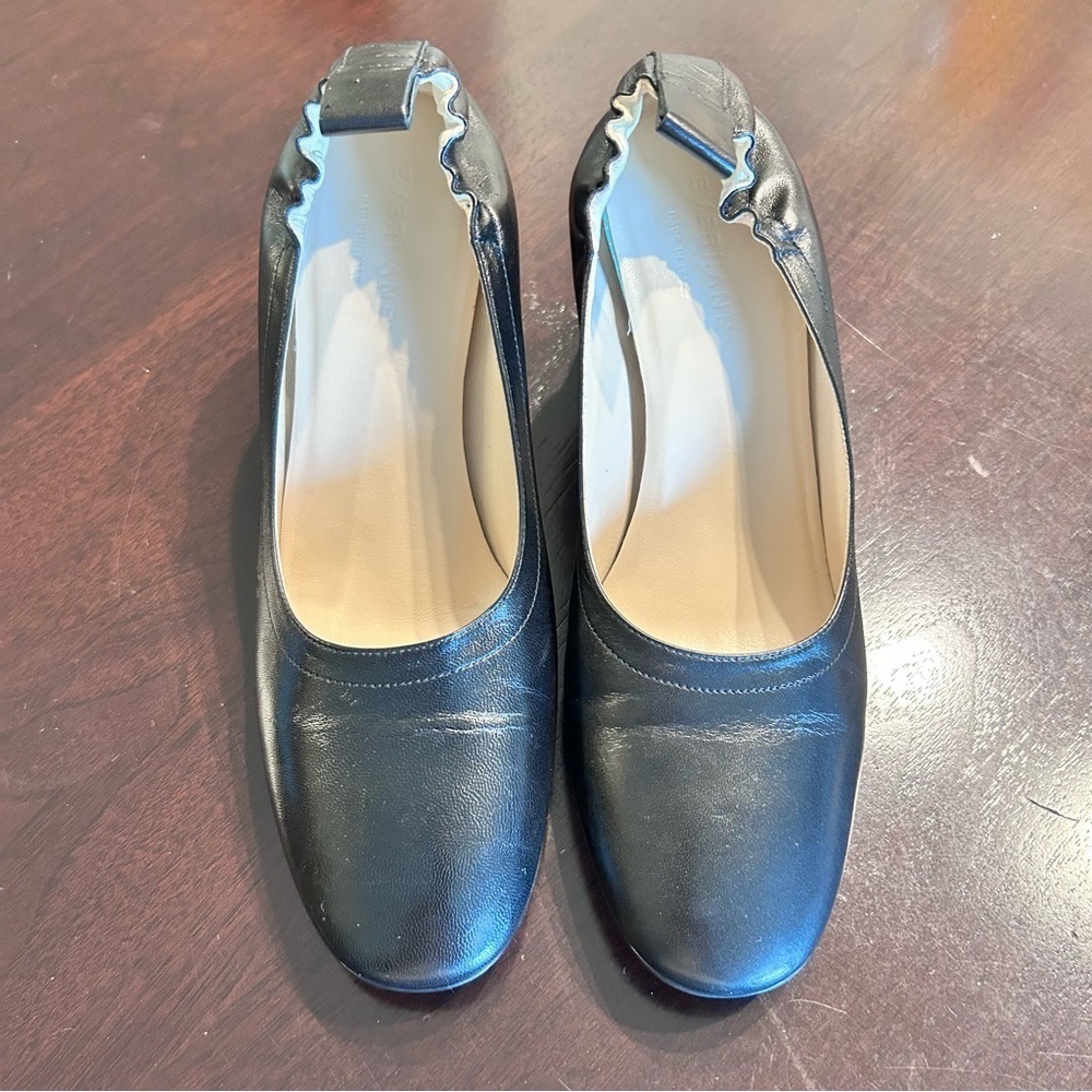 Everlane Day Heel in Black Leather – Classic Ballet Style Pumps, Size 7